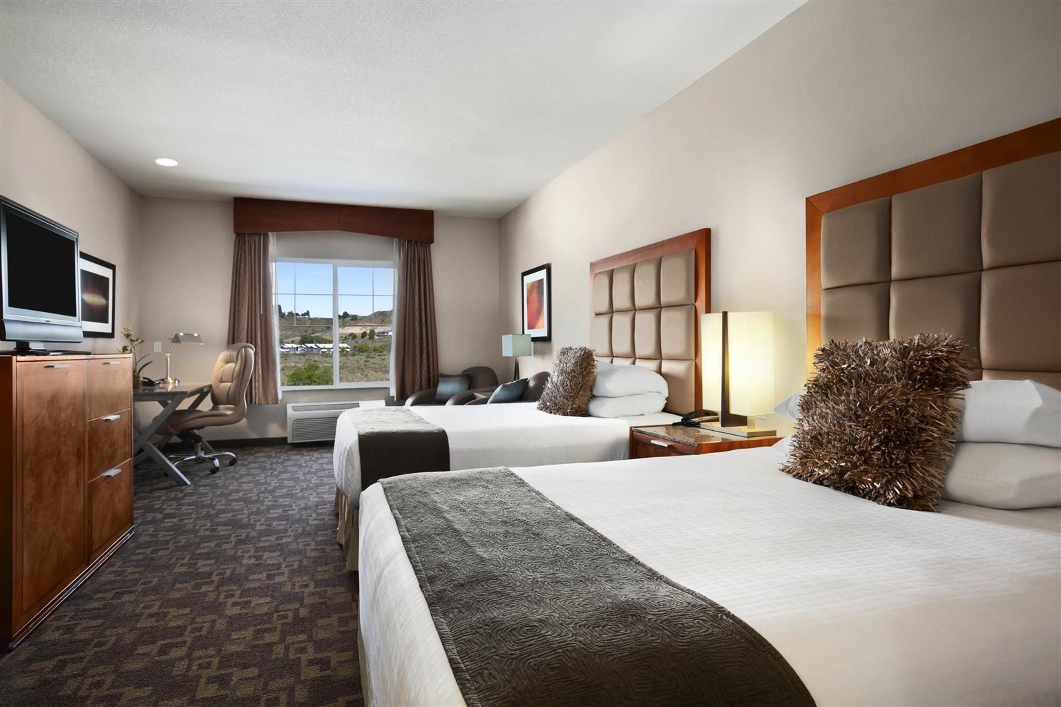 Best Western Plus Peppertree Inn At Omak Exterior foto